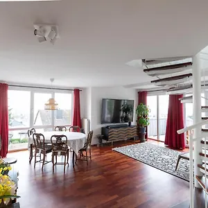 Apartment The Beverly Hills Of Frankfurt In Penthouse Or Garden Hofheim am Taunus